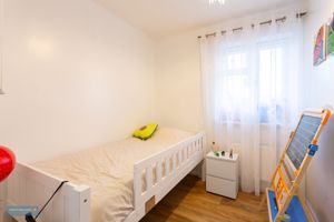 Bedroom- click for photo gallery